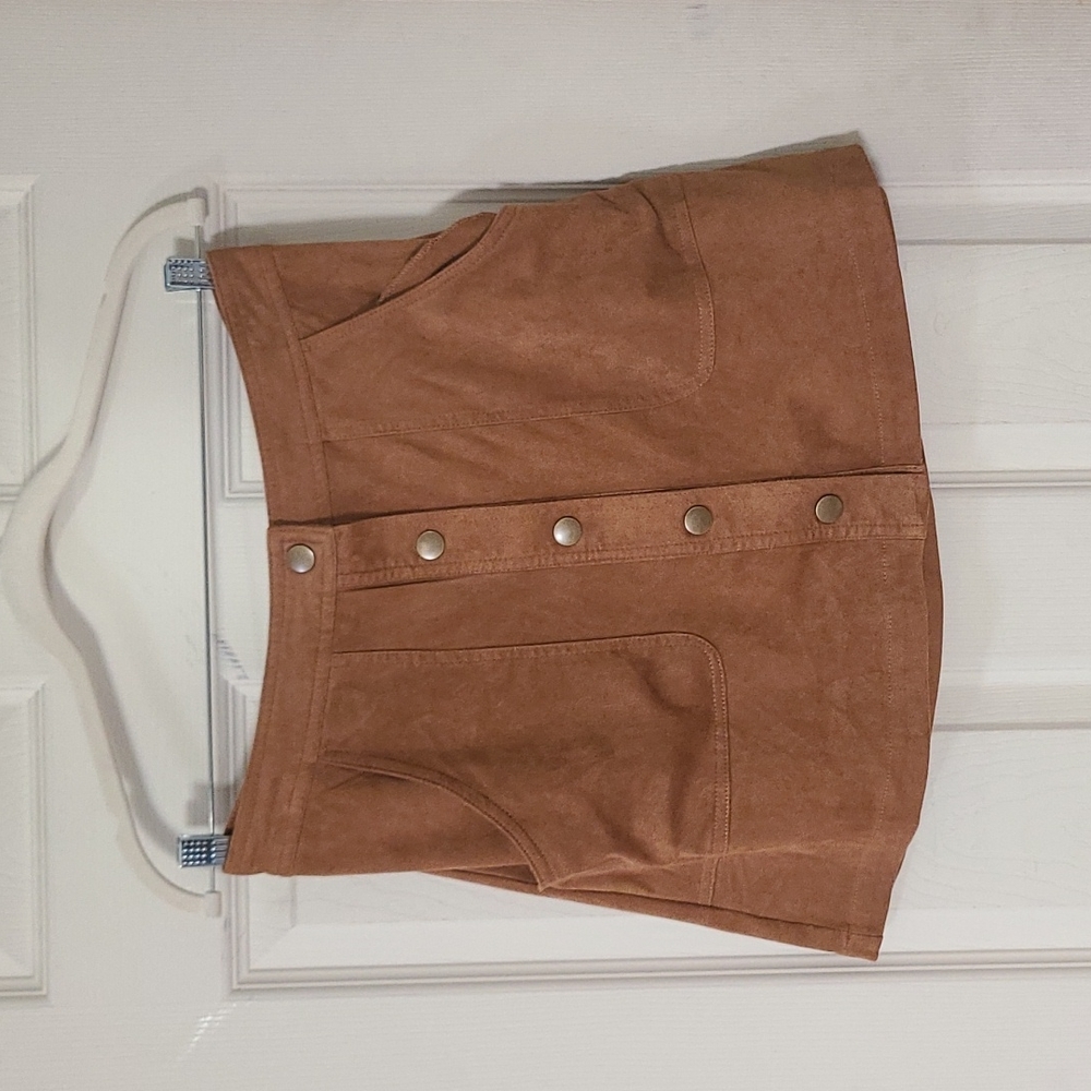Brandy Melville Faux suede snap button skirt